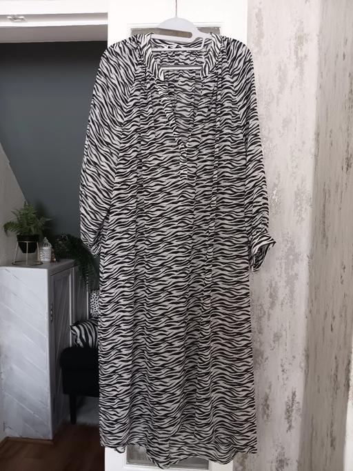 Buy & Sell East London Havering - Photos for zara beach cover up large