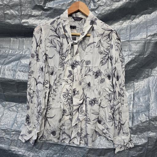 Buy & Sell West Midlands Dudley - Photos for M&S White Floral Blouse UK 16 New rrp £30