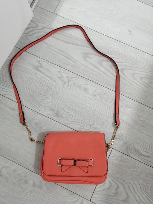 Buy & Sell Merseyside Liverpool - Photos for Oasis ladies coral coloured bag
