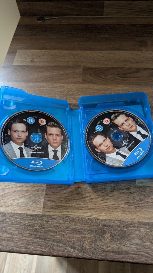Buy & Sell South Yorkshire Barnsley - Photos for Suits Season 4 complete Blu Ray