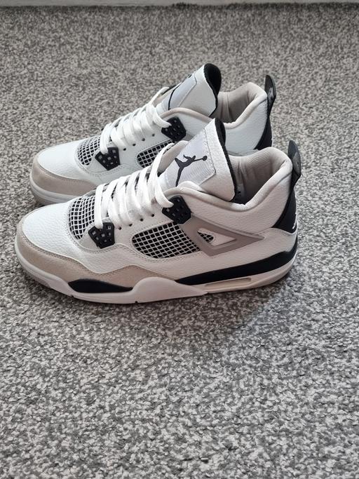 Buy & Sell Leyton East London - Photos for Nike Air Jordan 4 - Military Black - Size 7.5
