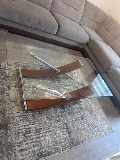 Buy & Sell North London Enfield - Photos for Coffee table