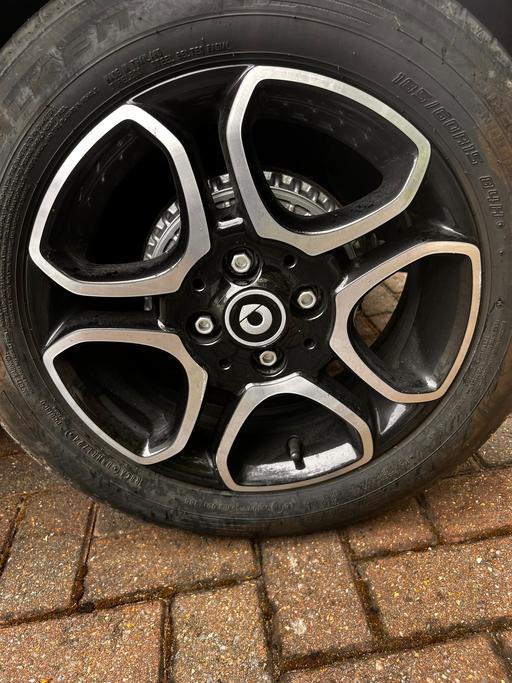 Vehicles East London East Ham - East London - Photos for set of four smart alloy wheels