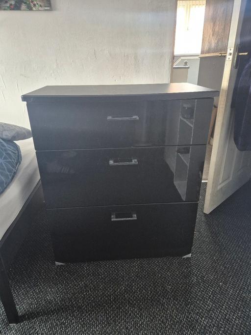 Buy & Sell Tyne and Wear Sunderland - Photos for black gloss chests of drawers