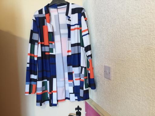 Buy & Sell Woodcross Wolverhampton - Photos for Pretty Summer Blazer not been Worn Size M