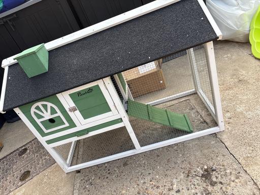 Buy & Sell Derbyshire Chesterfield - Photos for Pawhut rabbit hutch
