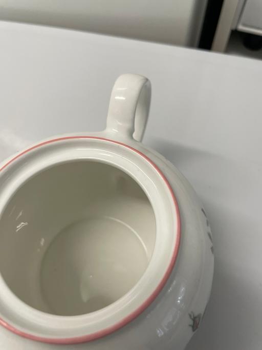 Buy & Sell East London Beckton - East London - Photos for Bone china tea pot small
