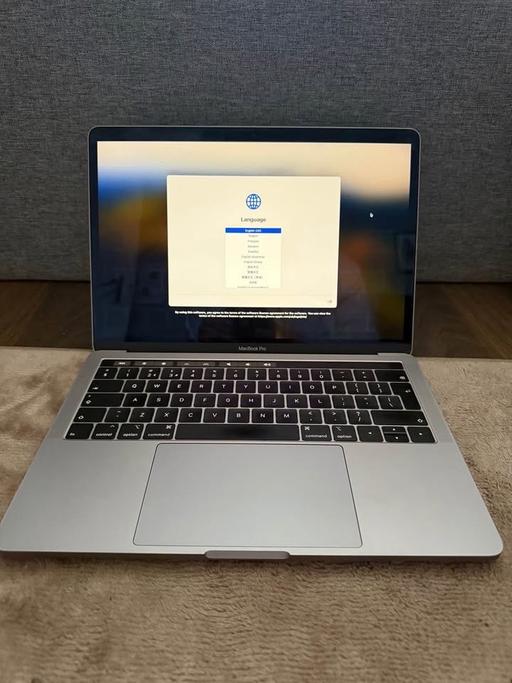 Buy & Sell South East London Borough - South East London - Photos for Apple MacBook Pro 2020 Laptop 256GB Like New