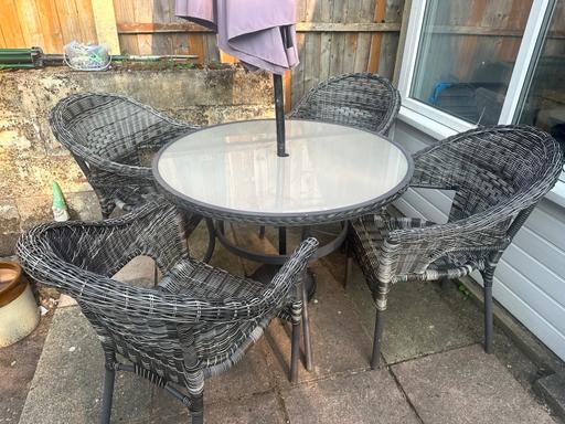 Buy & Sell West Midlands Sandwell - Photos for Outdoor Rattan Table and Chair set