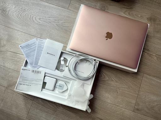 Buy & Sell South East London Newington - SE17 - Photos for Apple MacBook Air 13” 2020 Touch ID 256GB SSD