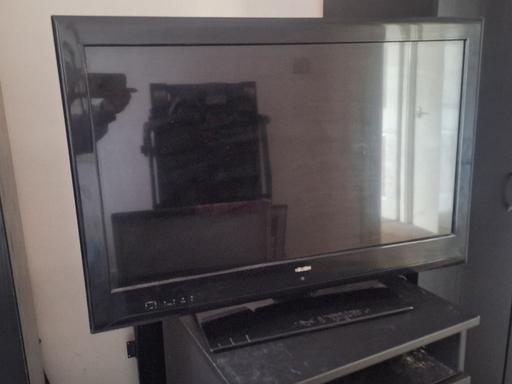 Buy & Sell West Midlands Sandwell - Photos for Bush tv