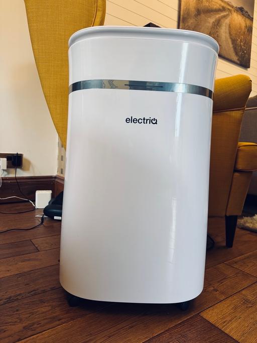Buy & Sell South West London Lambeth - Photos for ElectriQ 20L Dehumidifier with Air Purifier