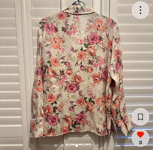 Buy & Sell Queen`s Park North West London - Photos for Zara shimmery shirt