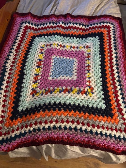 Buy & Sell Rednal Birmingham - Photos for 40 ins square new hand crotchet blanket