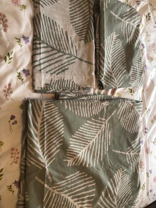 Buy & Sell South Yorkshire Rotherham - Photos for Reversible double duvet cover