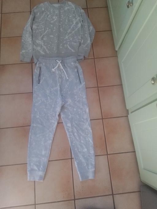 Buy & Sell Streetly Walsall - Photos for BOYS NEXT JOGGING SUIT