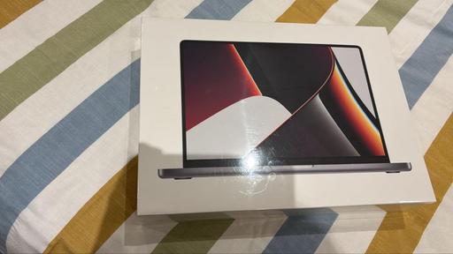 Buy & Sell North London Finsbury Park - North London - Photos for MacBook Pro 14” (Model A2442)