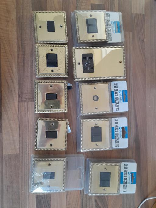 Buy & Sell Gornal Wood Dudley - Photos for Brass switches