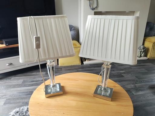 Buy & Sell South Yorkshire Rotherham - Photos for A pair of glass & silver lamps