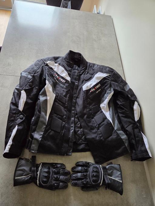 Vehicles Merseyside Sefton - Photos for motorcycle gear set