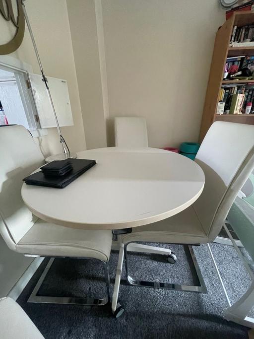 Buy & Sell South East London New Cross - South East London - Photos for Small dining table and chairs - used
