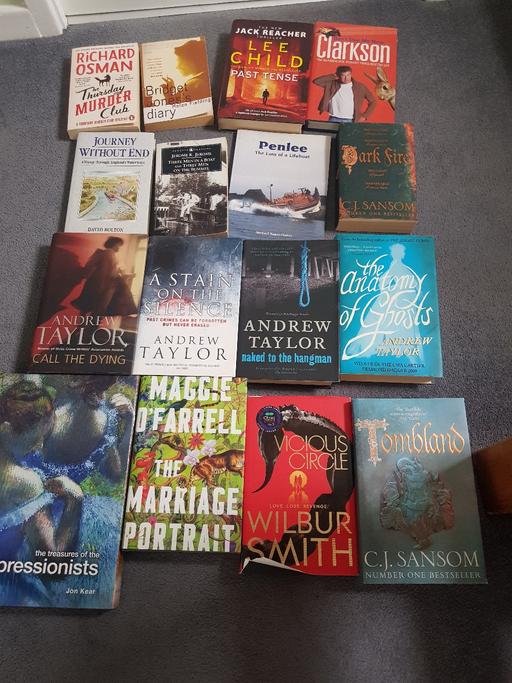 Buy & Sell Brierley Hill Dudley - Photos for Bundle of books