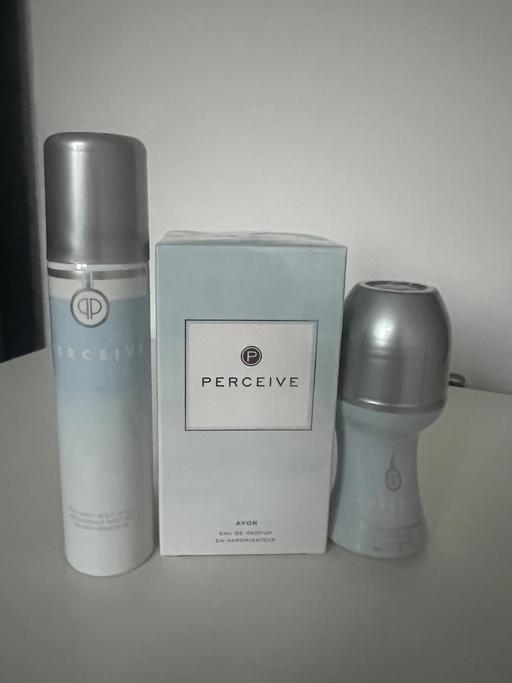 Buy & Sell Hertfordshire Welwyn Hatfield - Photos for Avon Perceive Perfume set