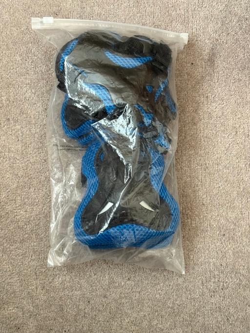 Buy & Sell Kent Maidstone - Photos for Skate/scootering pads elbow,hands and knees