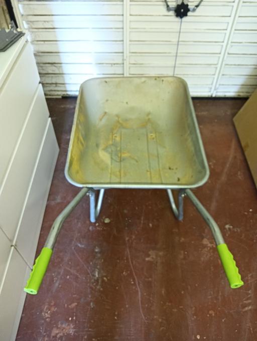 Buy & Sell West Midlands Dudley - Photos for Wheelbarrow