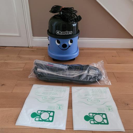 Buy & Sell Essex Epping Forest - Photos for Henry hoover CHARLES WET & DRY 1200W