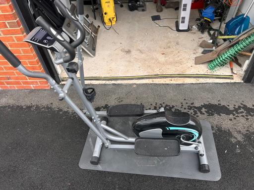Buy & Sell Lancashire South Ribble - Photos for Cross Trainer