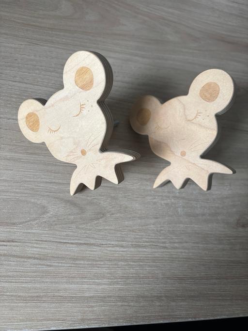 Buy & Sell Derbyshire Chesterfield - Photos for 2 x wooden mouse hooks