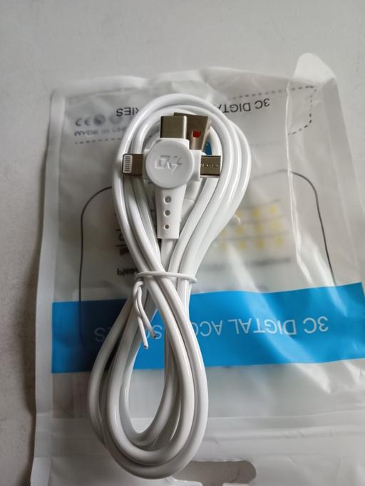 Buy & Sell Lincolnshire East Lindsey - Photos for brand new 3 in 1 USB charger lead