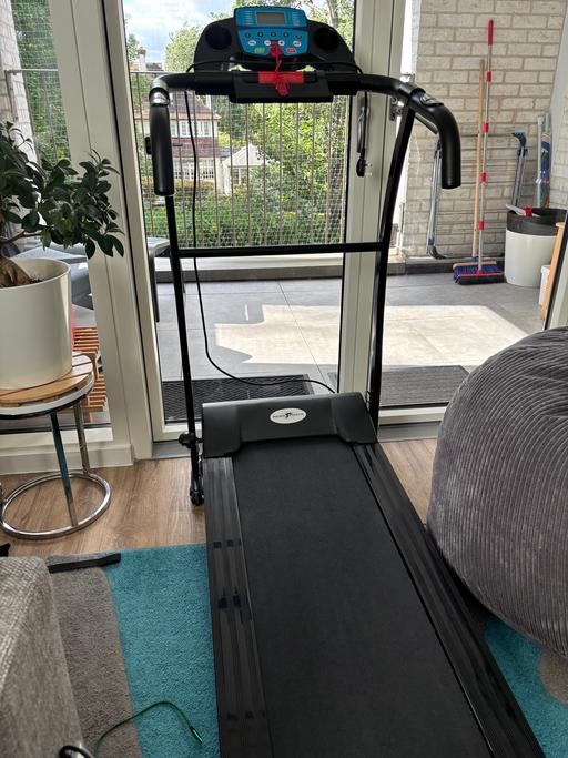 Buy & Sell South East London Croydon - Photos for Treadmill