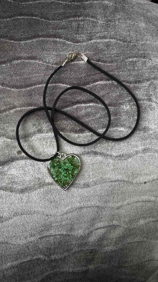 Buy & Sell Tyne and Wear Sunderland - Photos for Beautiful Handmade Green Beaded resin heart n