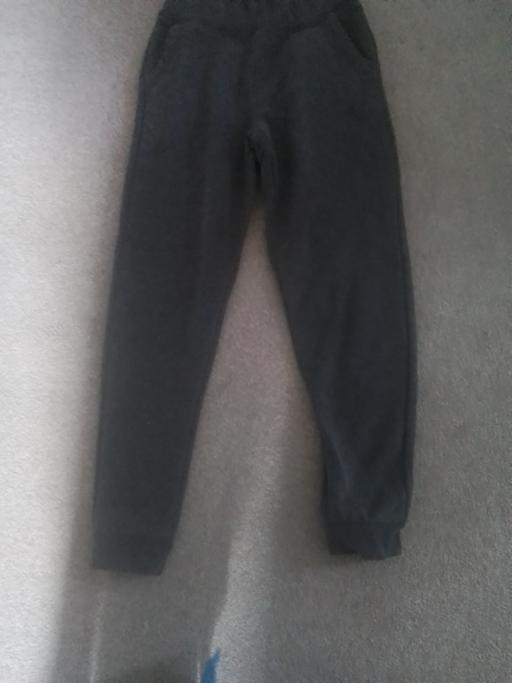 Buy & Sell Streetly Walsall - Photos for BOYS GREY JOGGING BOTTOMS