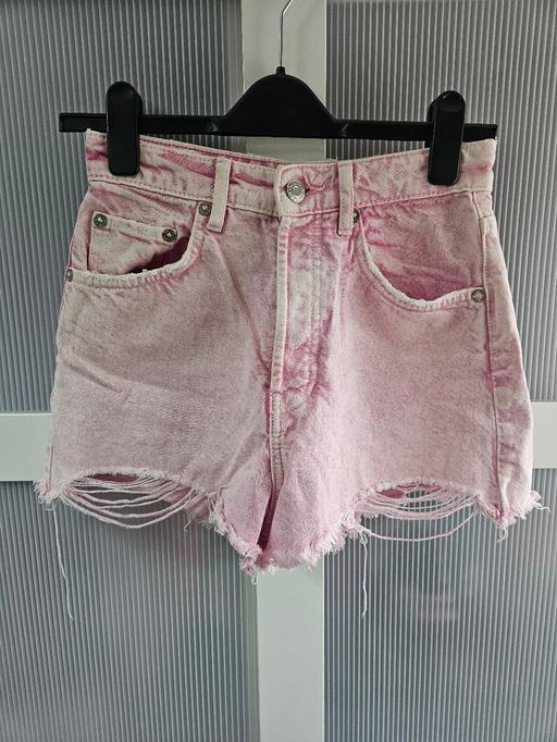 Buy & Sell Weston Point Halton - Photos for Euro 36 ZARA pink denim shorts