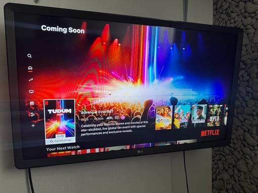 Buy & Sell South West London Wandsworth Road - South West London - Photos for LG 32” Smart Tv with Remote