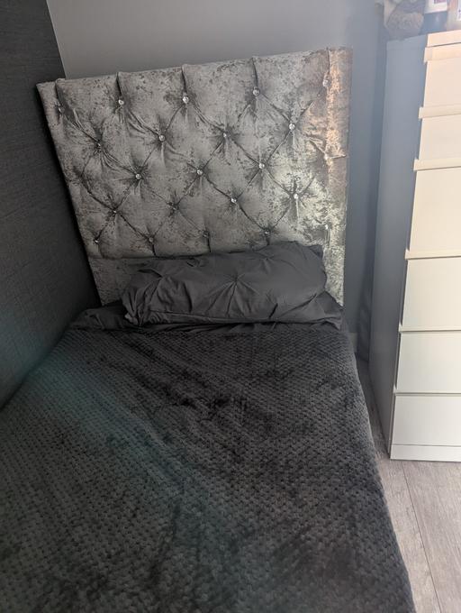 Buy & Sell West Midlands Dudley - Photos for single diamante crushed velvet bed frame
