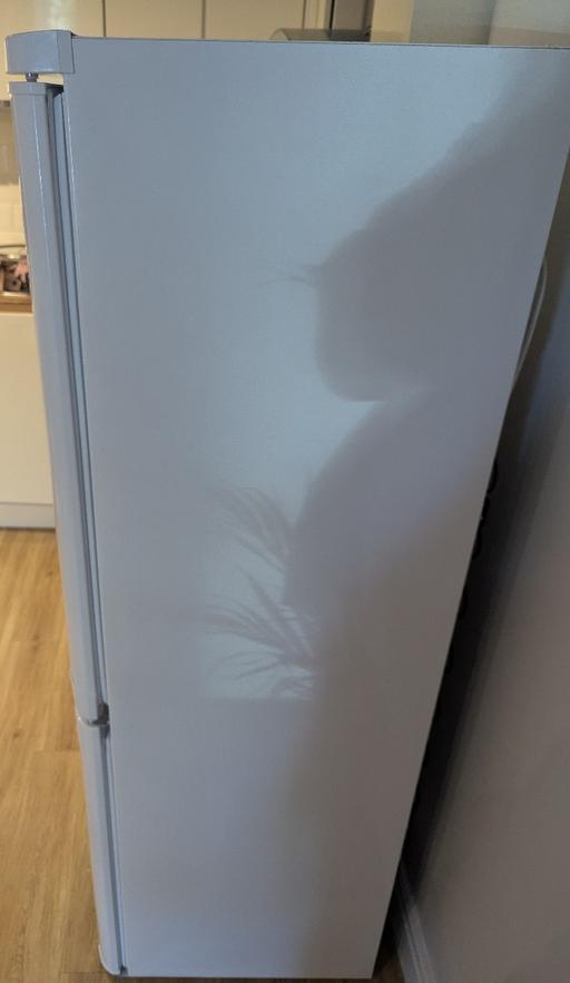Buy & Sell Kent Sevenoaks - Photos for Indesit fridge freezer