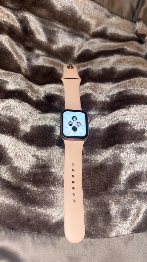 Buy & Sell Warrington Cuerdley - Halton - Photos for apple watch series 5