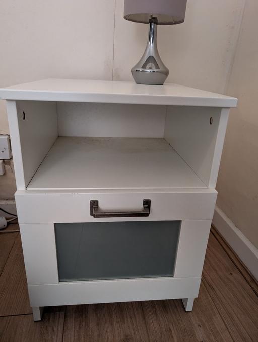 Buy & Sell Kent Dartford - Photos for Bedside tables x2