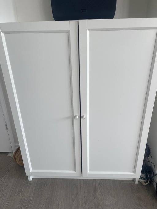 Buy & Sell Hertfordshire Hertsmere - Photos for White cabinet