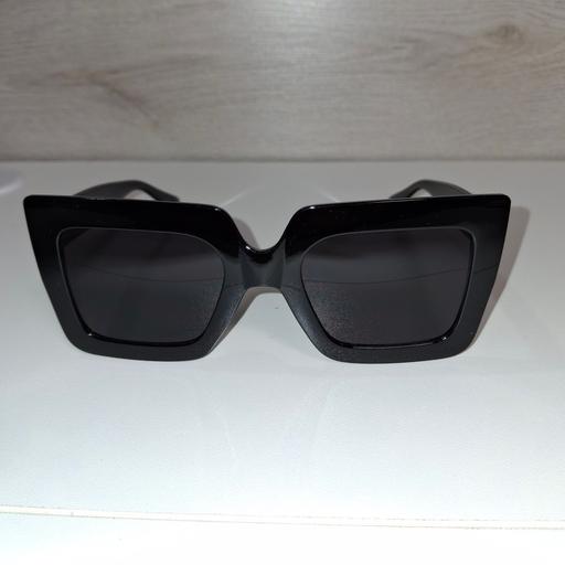 Buy & Sell Bedfordshire Central Bedfordshire - Photos for Sunglasses