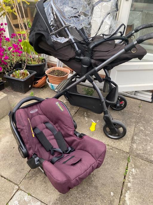 Buy & Sell East London Bow - East London - Photos for Silver cross pram and CARSEAT