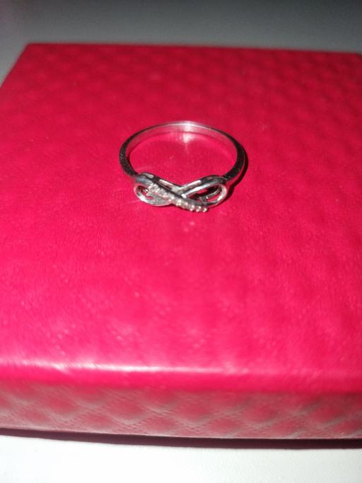Buy & Sell Bournville Birmingham - Photos for Silver Diamond Infinity Ring