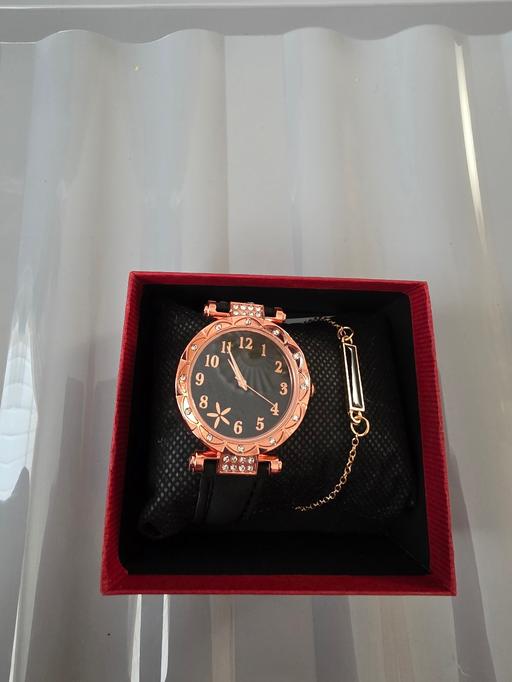 Buy & Sell Buckinghamshire Milton Keynes - Photos for Ladies watch & bracelet set NEW