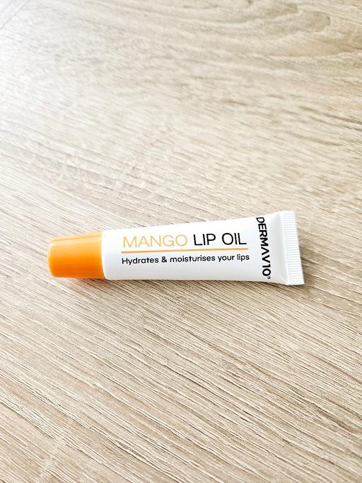 Buy & Sell South Yorkshire Doncaster - Photos for Mango lip oil.