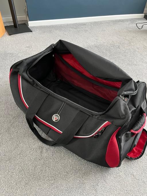 Buy & Sell West Midlands Solihull - Photos for Antler large Black/Red Holdall -wheels/handle