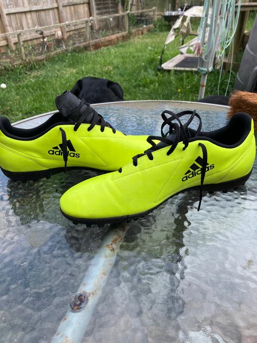 Buy & Sell County Durham Stockton-on-Tees - Photos for Adidas Astro Trainers